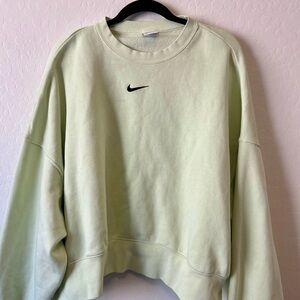 Women’s Nike Pullover Sweatshirt